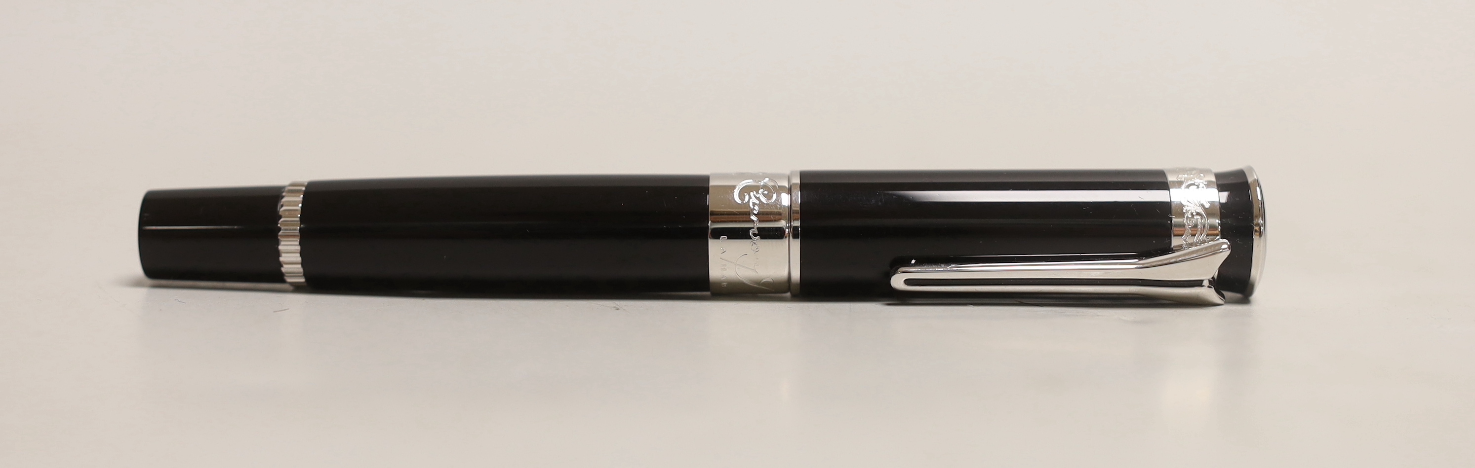 A Cuervo y Sobrinas fountain pen